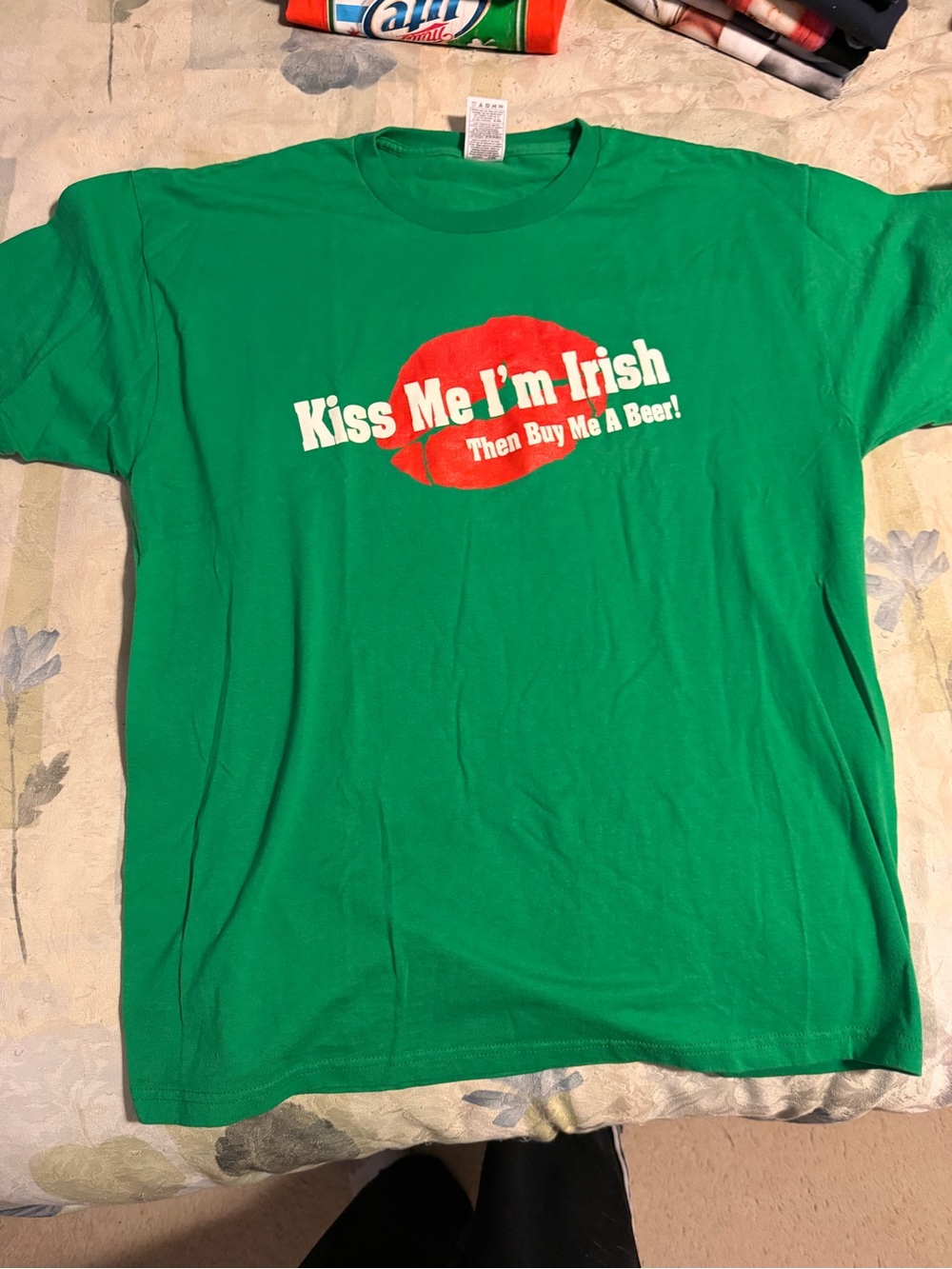 Kiss Me I’m Irish Green Graphic Crew Neck Tee XL